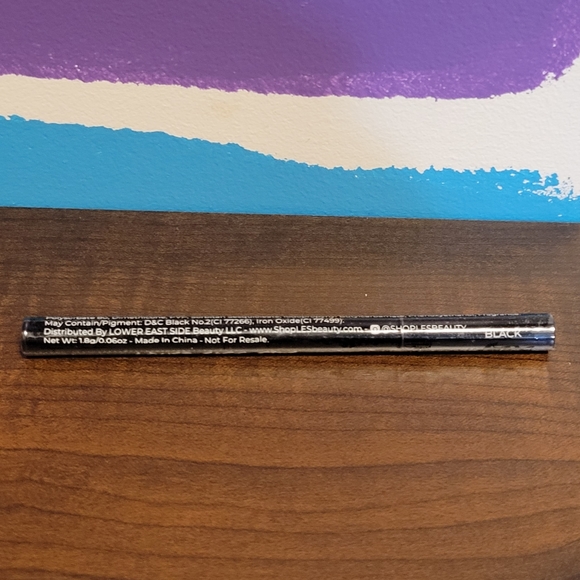 LES Beauty Felt Tip Liquid Eyeliner - Picture 5 of 7
